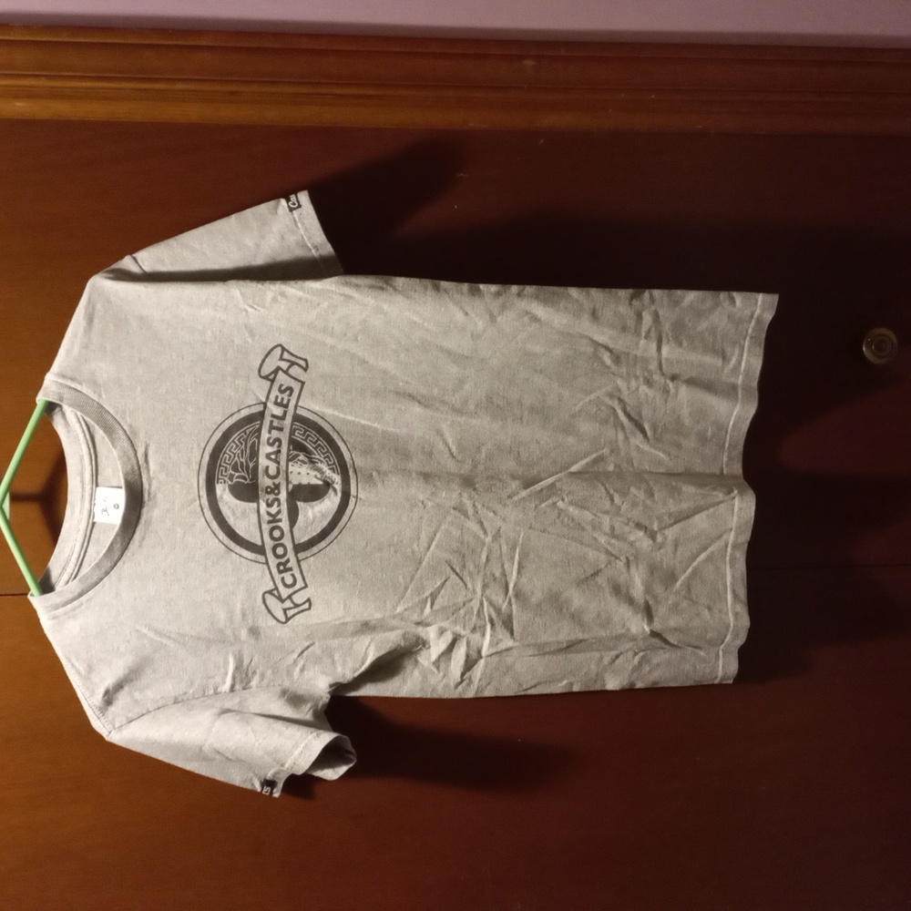 Crooks & Castles, Size Small Unisex, Grey & Black T-shirt